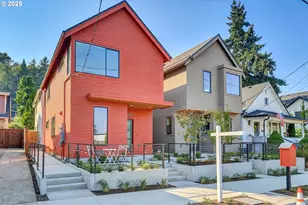 5765 S Kelly Ave, Portland, OR 97239 - Photo 1