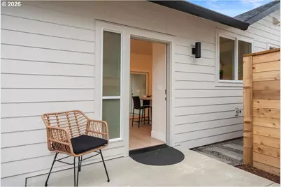 6703 SE 69th Ave #B, Portland, OR 97206 - Photo 1