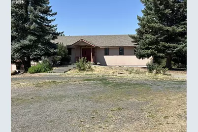 46576 Mission Rd, Pendleton, OR 97801 - Photo 1