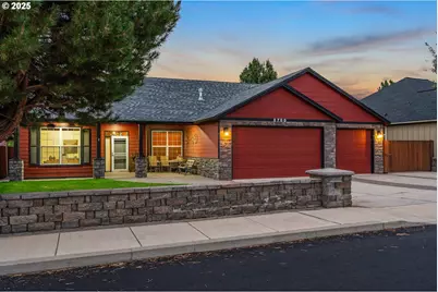 2700 NW 19th St, Redmond, OR 97756 - Photo 1