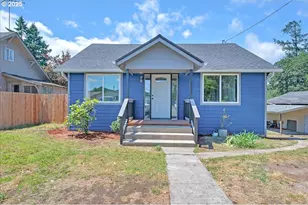 445 N 6th St, Saint Helens, OR 97051 - Photo 1