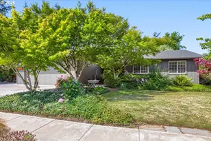 2705 SE Hicklin Ct, Troutdale, OR 97060 - Photo 1