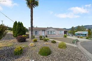 110 Kiss Ct, Roseburg, OR 97471 - Photo 1