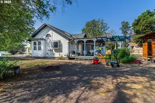 160 NW Logan Dr, Hermiston, OR 97838 - Photo 1