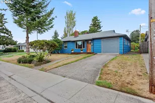 437 Simpson Ave, North Bend, OR 97459 - Photo 1