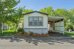 95 Athena Ln, Roseburg, OR 97470 - Photo 1
