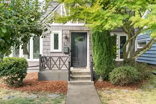 631 SE Peacock Ln, Portland, OR 97214 - Photo 1