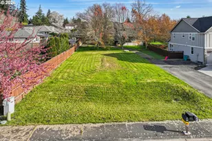 404 NW 114th St, Vancouver, WA 98685 - Photo 1