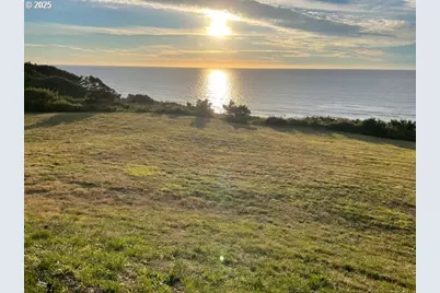 Nantucket Dr #14, Cloverdale, OR 97112 - Photo 1