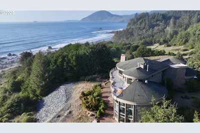 95100 Pigeon Point Rd, Gold Beach, OR 97444 - Photo 1