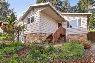 2723 SW Texas St., Portland, OR 97219 - Photo 1