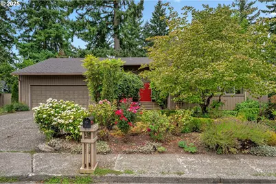 8985 SW Leslie St, Portland, OR 97223 - Photo 1