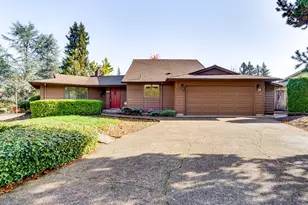 1012 NW Oakwood Cir, McMinnville, OR 97128 - Photo 1