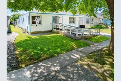 566 25th Ave, Longview, WA 98632 - Photo 1