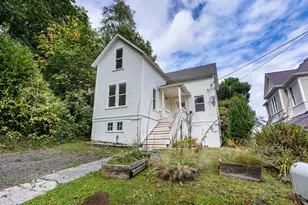 3724 Grand Ave, Astoria, OR 97103 - Photo 1