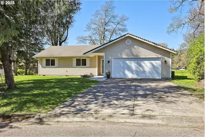 713 Chinook, North Bonneville, WA 98639 - Photo 1