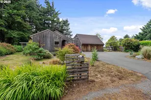 1023 Michigan Ave NE, Bandon, OR 97411 - Photo 1