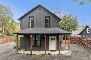 605 3rd Ave, Oregon City, OR 97045 - Photo 1
