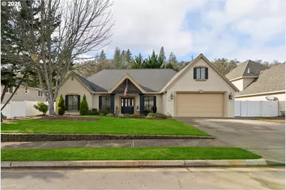 2402 NW Canterbury Dr, Roseburg, OR 97471 - Photo 1