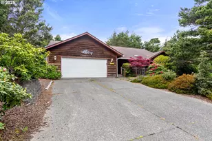 4929 Cloudcroft Ln, Florence, OR 97439 - Photo 1