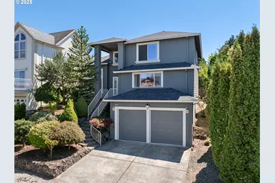 10938 SE Knapp St, Portland, OR 97266 - Photo 1