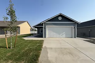 467 Michelle Ave, Umatilla, OR 97882 - Photo 1