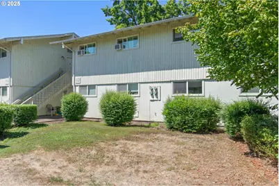 2170 W 15th Ct, Eugene, OR 97402 - Photo 1