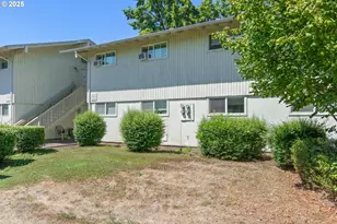 2170 W 15th Ct, Eugene, OR 97402 - Photo 1