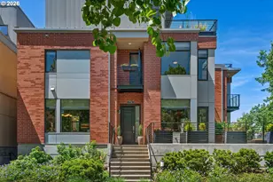 1710 NW Riverscape St, Portland, OR 97209 - Photo 1
