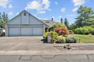 2001 Conestoga Ln, West Linn, OR 97068 - Photo 1