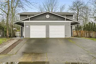 912 NE Hacienda Ct, Gresham, OR 97030 - Photo 1