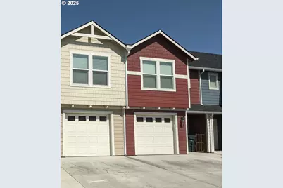 803 E Autumn Ave, Hermiston, OR 97838 - Photo 1