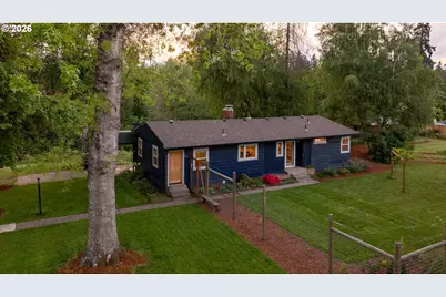 827 SW Gilson St, McMinnville, OR 97128 - Photo 1