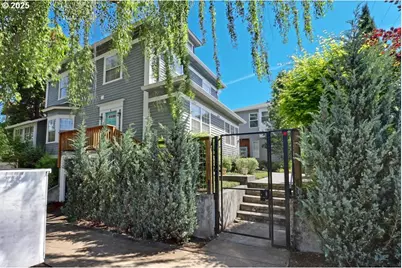 2805 SE Hawthorne Blvd #B, Portland, OR 97214 - Photo 1