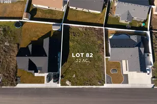 584 SW Desert Sky Dr, Hermiston, OR 97838 - Photo 1