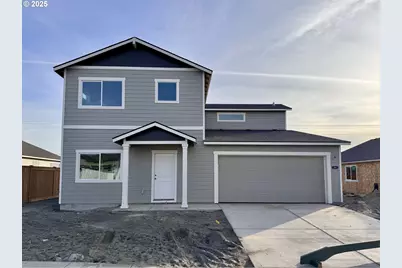 894 NE Laurel Springs Dr, Hermiston, OR 97838 - Photo 1