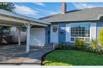 368 S 6th St, Independence, OR 97351 - Photo 1