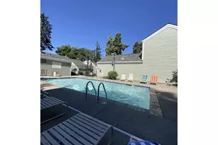 11369 SW Sycamore Pl, Portland, OR 97223 - Photo 1