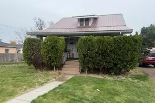 637 S Columbia St, Milton-Freewater, OR 97862 - Photo 1