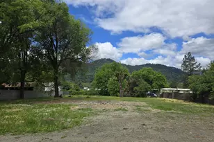 1107 Cornutt St, Myrtle Creek, OR 97457 - Photo 1
