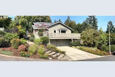 1640 Meadows Dr, Lake Oswego, OR 97034 - Photo 1