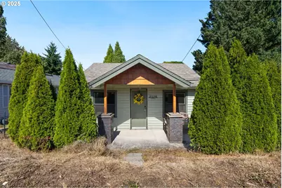 2118 E 39th St, Vancouver, WA 98663 - Photo 1