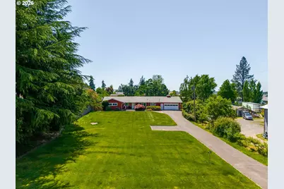1215 E College St, Mount Angel, OR 97362 - Photo 1