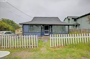 405 Evergreen Ave, Garibaldi, OR 97118 - Photo 1
