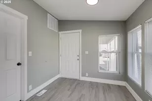 911 York St, Aumsville, OR 97325 - Photo 12