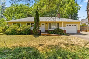 1595 NW Beaumont Ave, Roseburg, OR 97471 - Photo 1