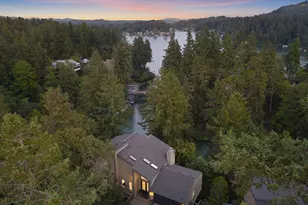 15400 Diamond Head Rd, Lake Oswego, OR 97034 - Photo 1