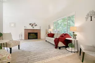 2608 Maplewood Dr, Longview, WA 98632 - Photo 1