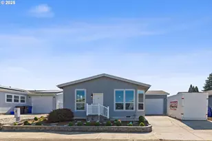 701 Oriental Ct, Molalla, OR 97038 - Photo 1