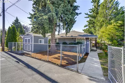 9016 9022 SE Ankeny St, Portland, OR 97216 - Photo 1